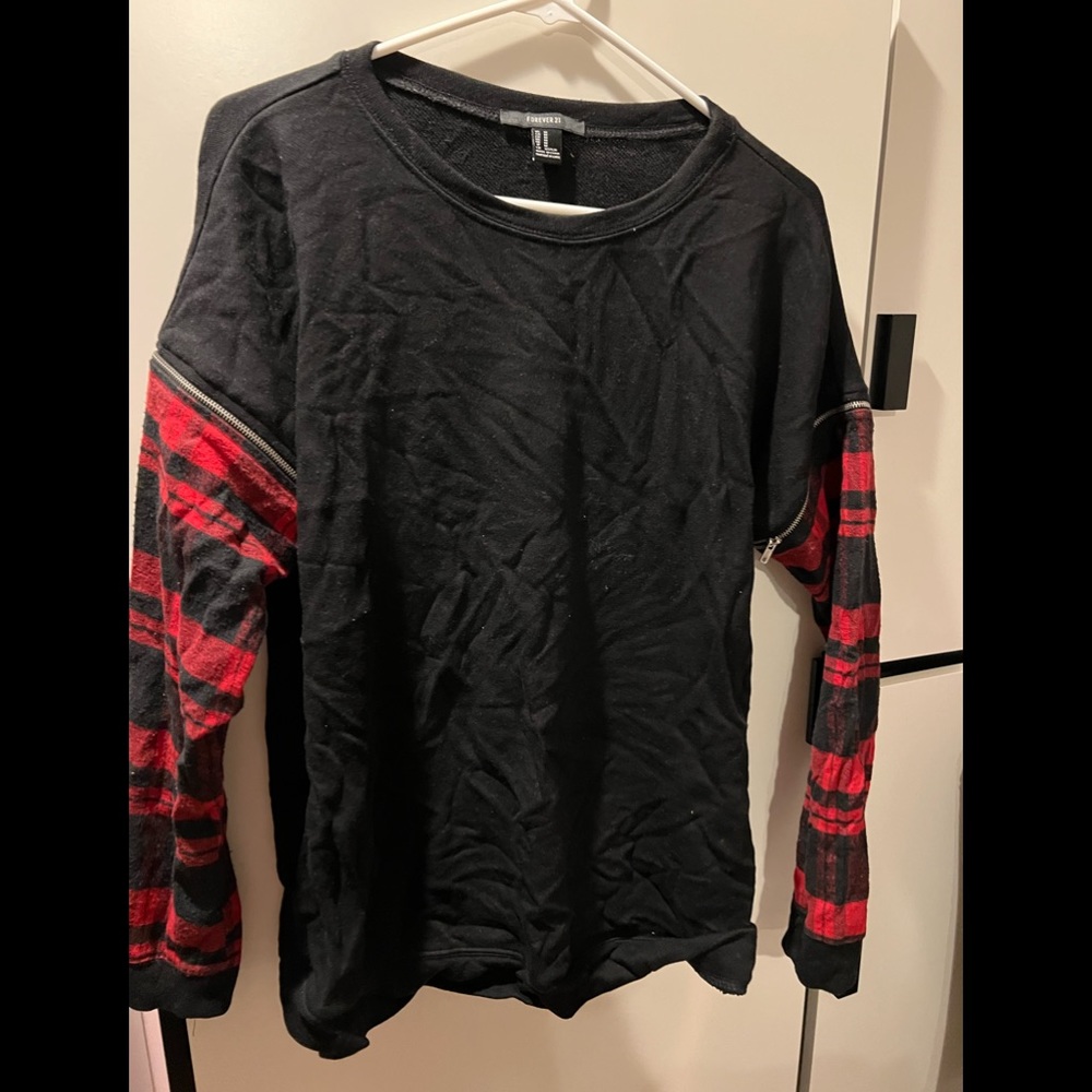 Forever 21 mixed fabric crewneck